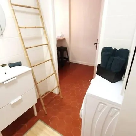Ferienwohnung T2 Cosy Au Calme,Entree Autonome,Centre Historique Montélimar Exterior foto